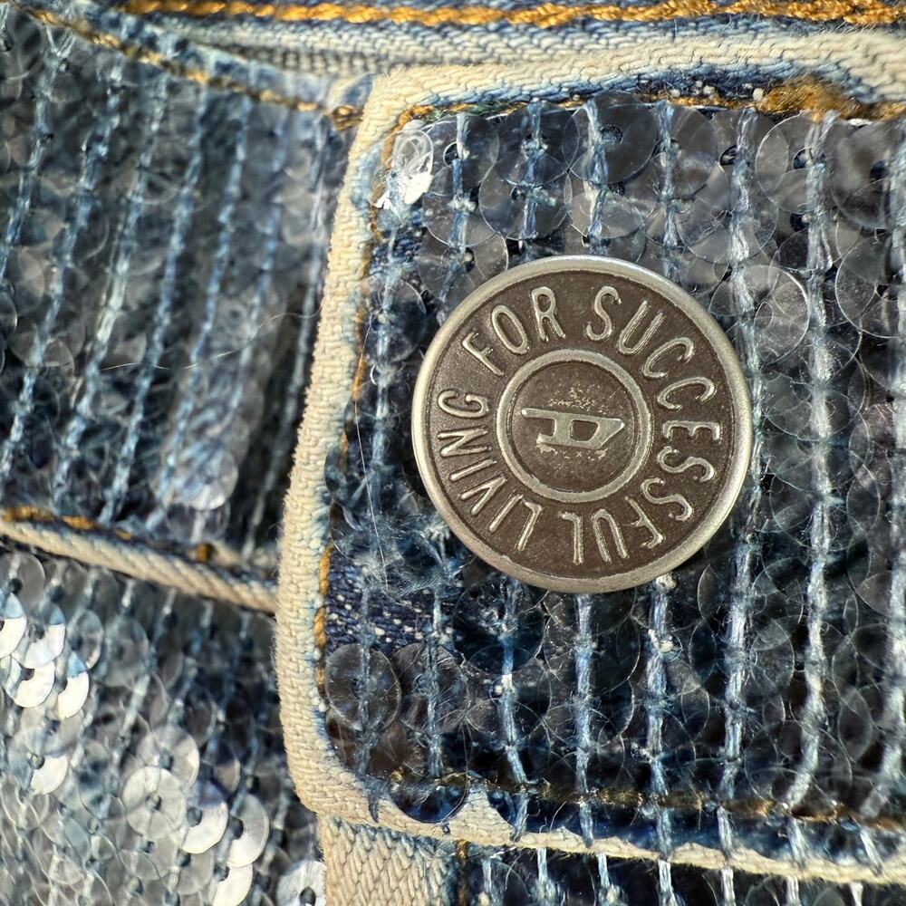 Diesel D-Ark-S5 Women’s Jeans Size 27 – Premium Straight-Leg Denim – NWT $1195 - Picture 5 of 15